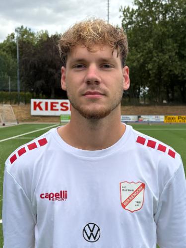 Dustin Weiß