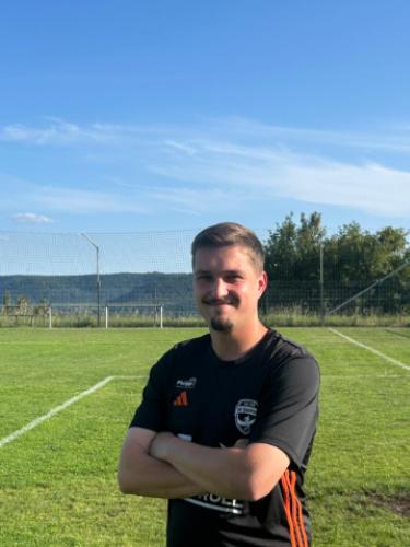Niklas Adam