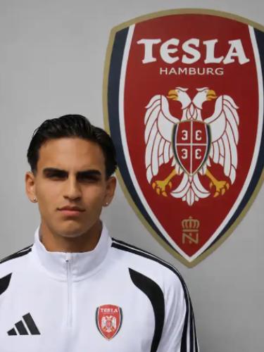 Lenny Romeo Luzuriaga Aguirre
