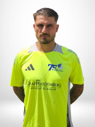 Yannick Schneider