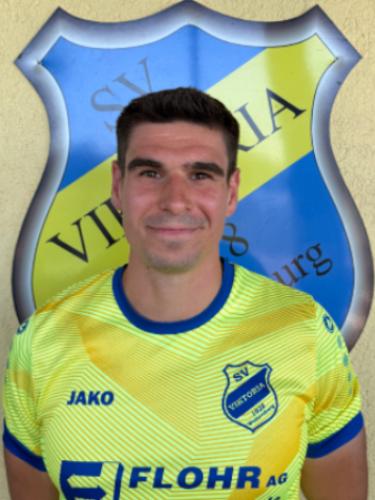 Niklas Becker
