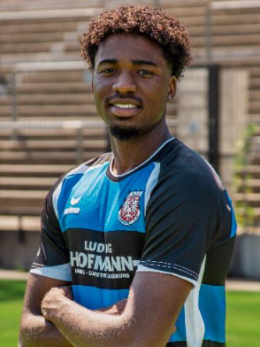 Uche Obiogumu