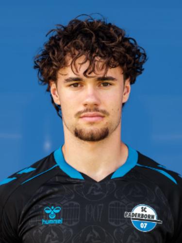 Luca Löwelt