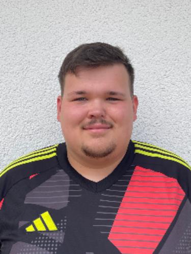 Maxim Hoelzer