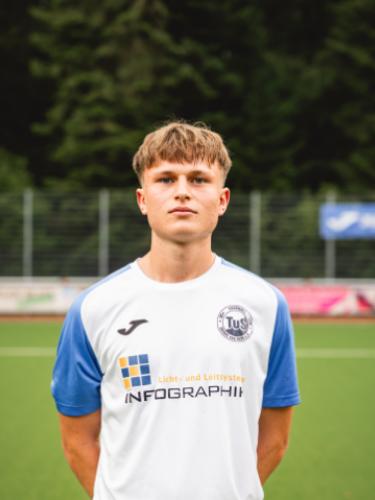 Yannik Bäcker
