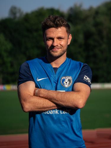 Dennis Häußermann