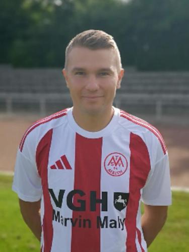 Max Dobisha