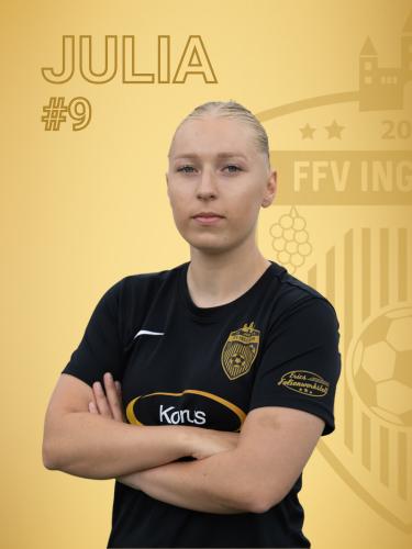 Julia Welsch