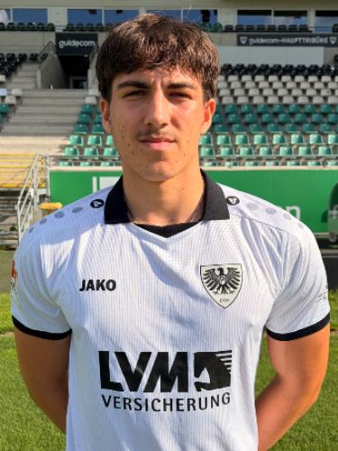Leandro Tavares