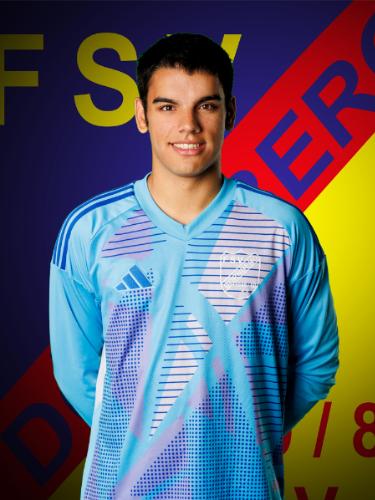 Dominik Hernandez Szarka