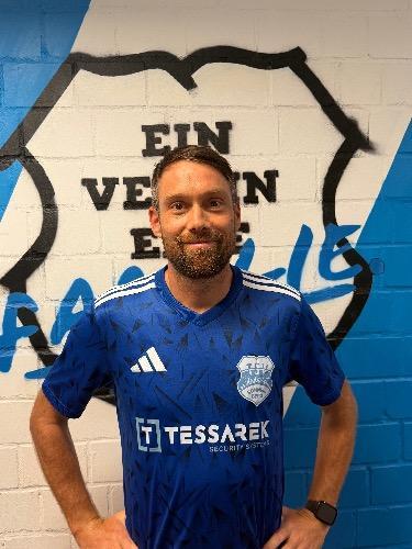 Lukas Adams