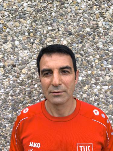 Izzet Ölmez