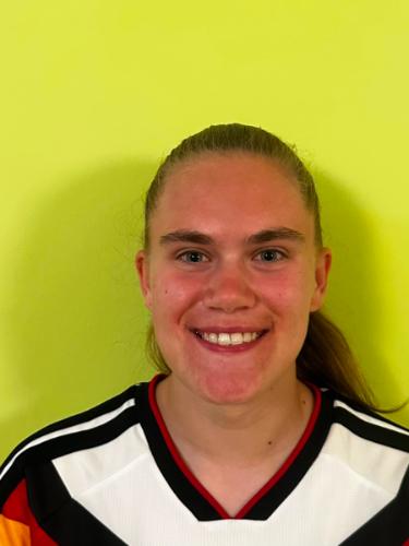 Leonie Stewe