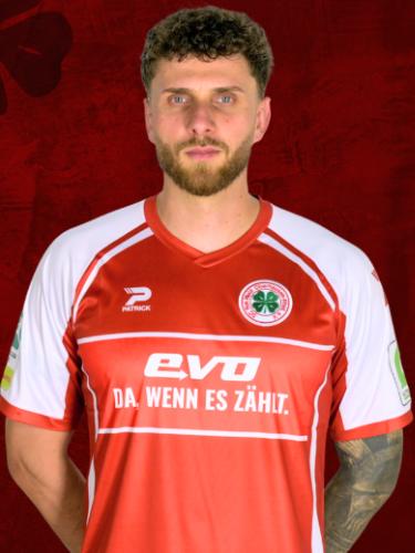 Yannik Möker