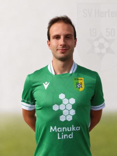 Darius Böll
