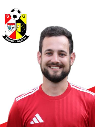 Darius Piroth