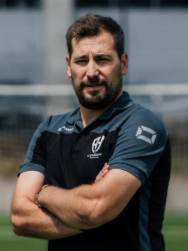 Tarik Özyer