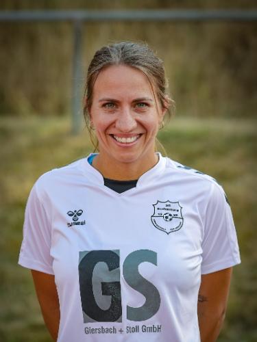 Ylianna Stoll