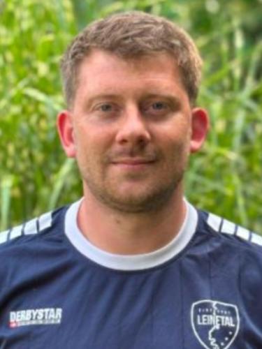 Dennis Schneider
