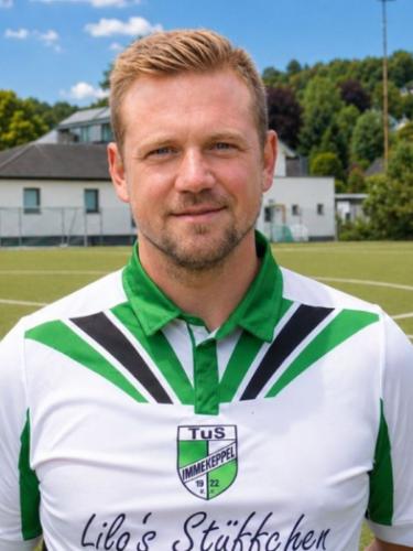 Niklas Buß