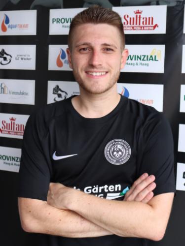 Luca Ewen