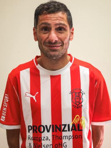 Mesut Özkök