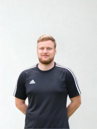 Yanik Schwertner