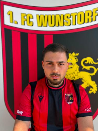 Emirhan Karaguelle