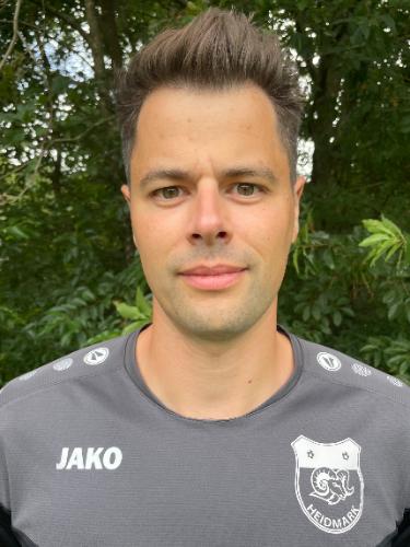 Benedikt Knott