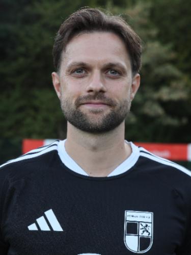 Yannik Clemens