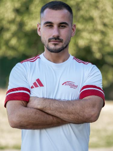 Davut Özbek