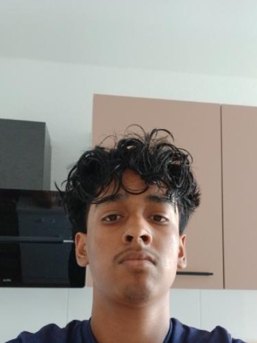 Navid Khan