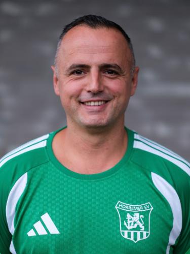 Mentor Rafuna