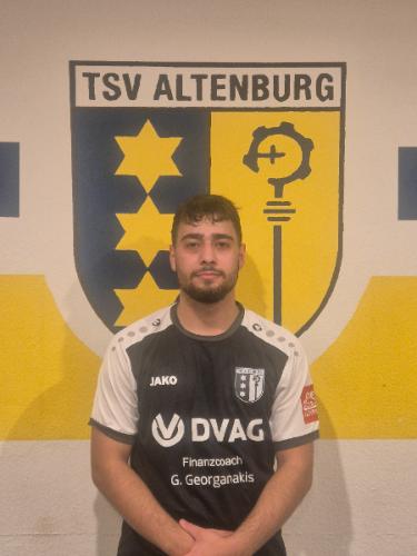 Yilmaz Özgezer