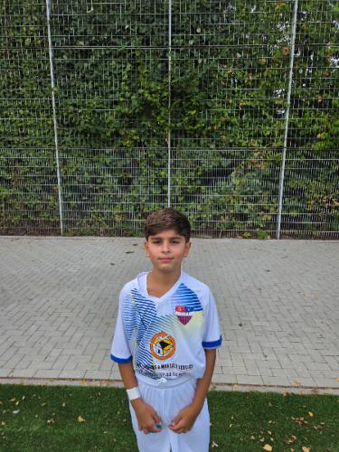 Liano Tüker