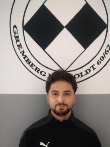 Cem Özer