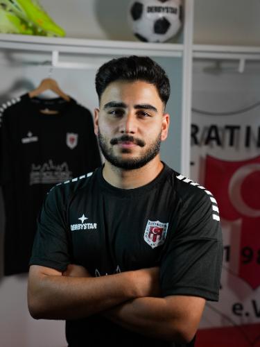 Melih Kaya