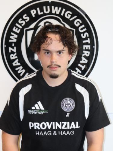 Jonah Thau