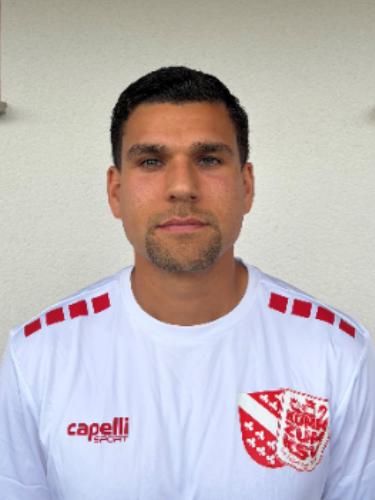 Cemal Sezer