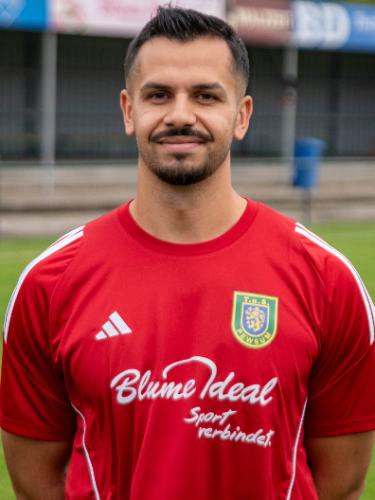 Vedat Gusani