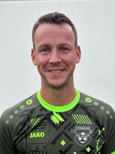 Sebastian Simons