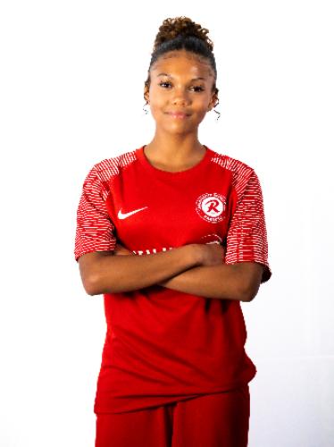 Nayla Sol da Silva Lohse