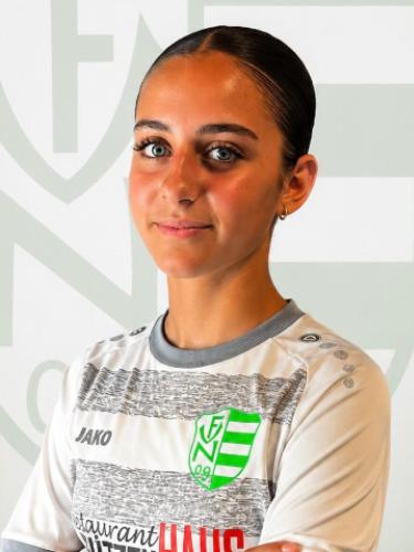 Reyyan Esmer