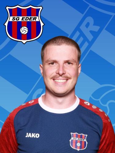Noah Naumann