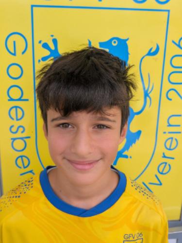 Enes Akat