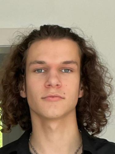 Niko Manstein