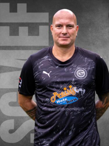 Stefan Helfrich
