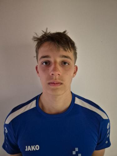 Nic Riesener
