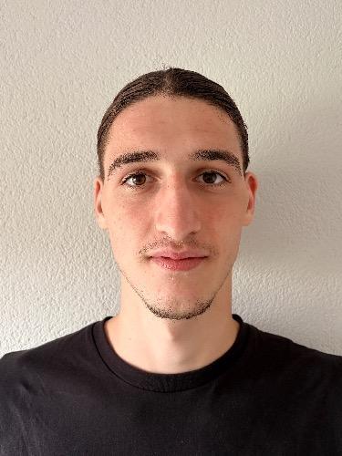 Leon Dibrani