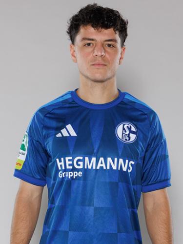 Andri Buzolli